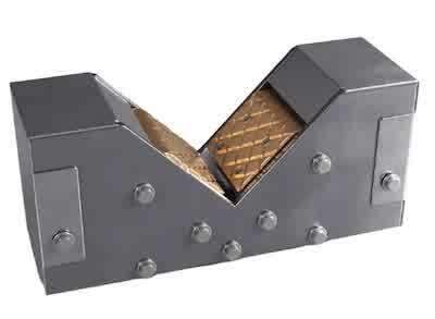 The system provides high electrical conductivity through the use of copper, enabling reliable and efficient power transmission.