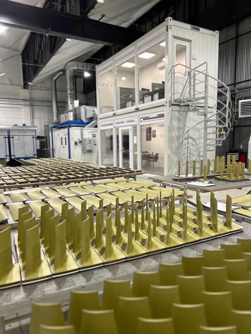 Figure 1: Sacrificial aluminum-ceramic coating with pigmented top coat on compressor airfoils for an various types of industrial gas turbine. Airfoils coated by MW Coatings Hub.