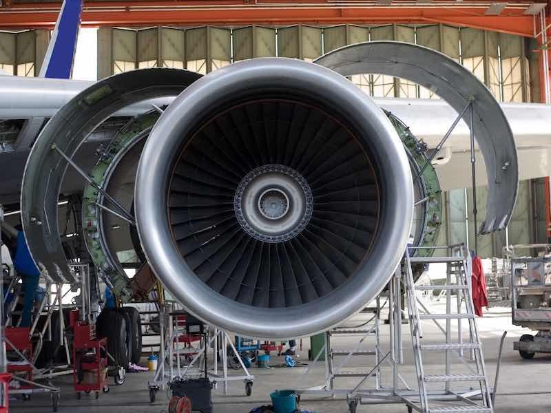 airplane engine