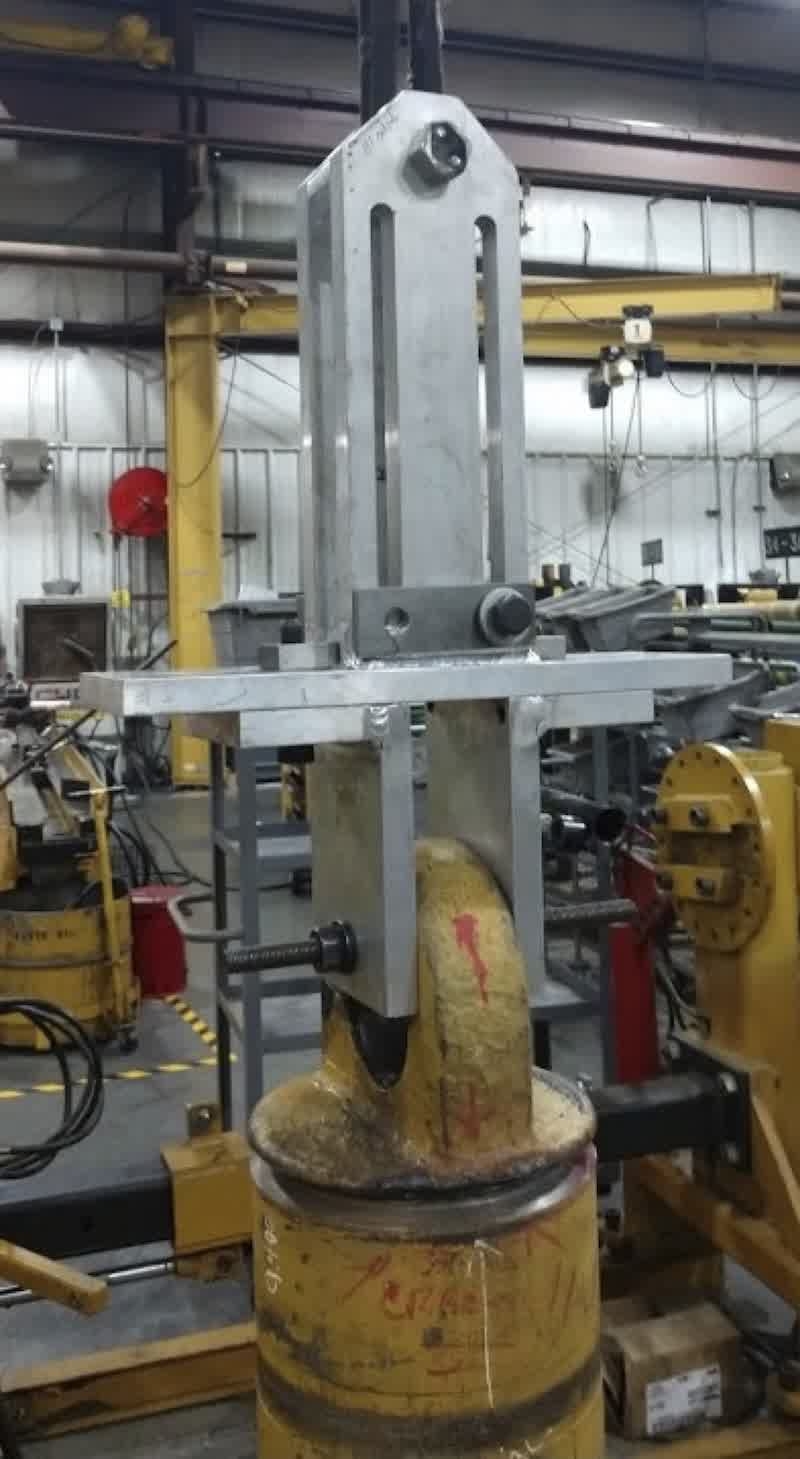 Universal Fixture for Cylinders