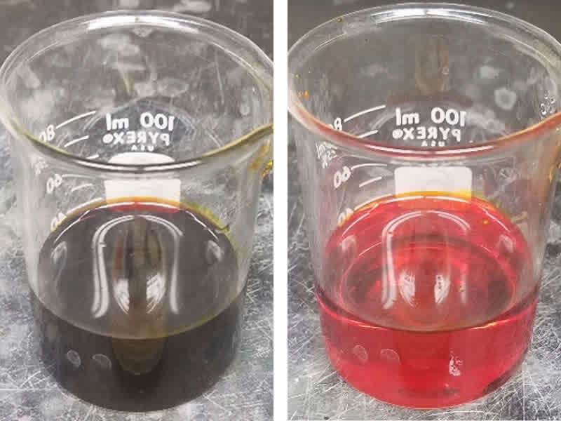 On the left, the contaminated bath is darker. On the right, a pure bath appears redder.