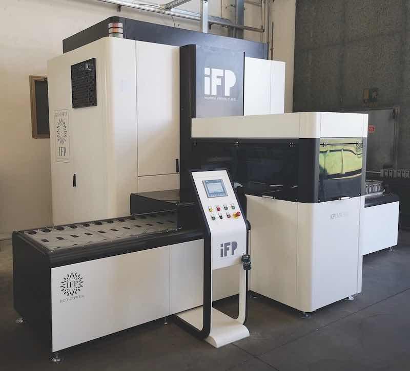 The fully automated industrial ultrasonic cleaning machine from IFP promises cleaning excellence and speedy workflow.