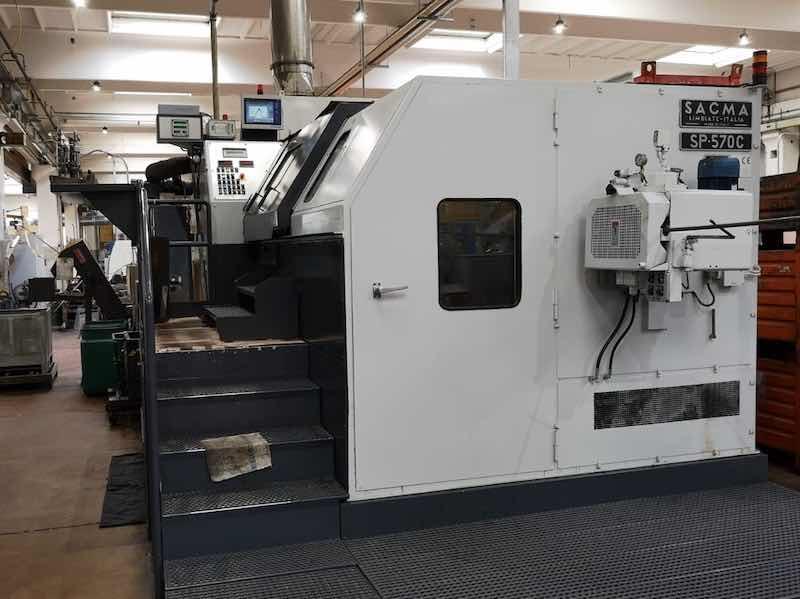 OTERACCORDI has always placed great emphasis on using the latest technology. The picture shows a horizontal press SACMA 570 used for stamping.